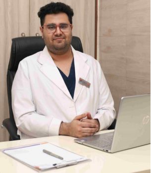 Dr. Srijan SareenClinic Head